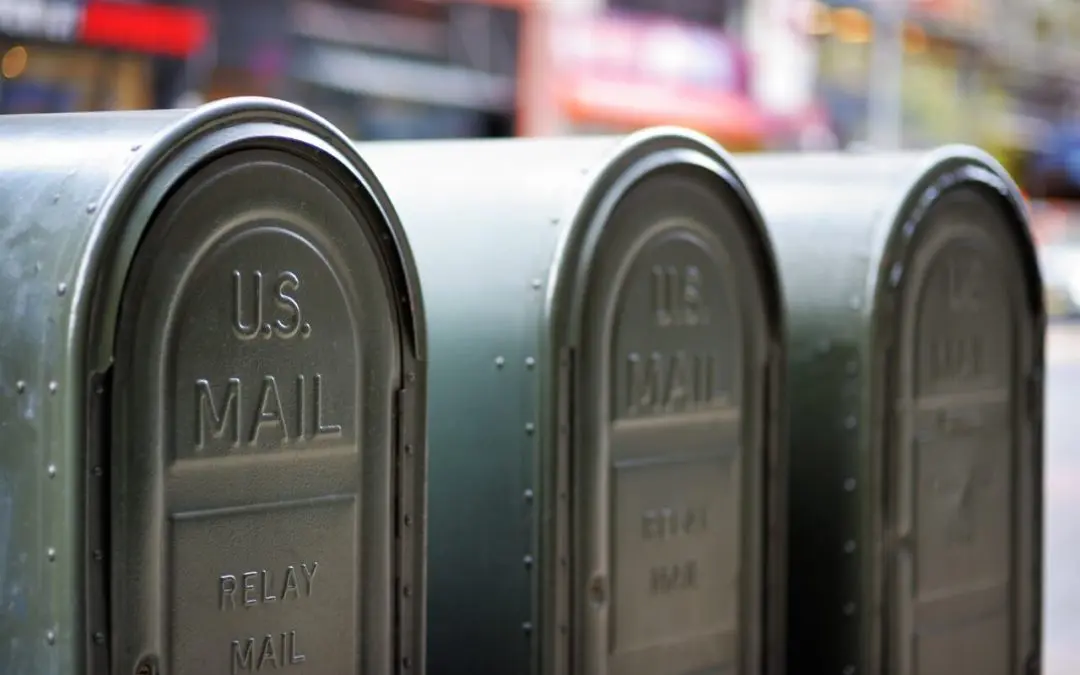 8 Organizations to Notify When You Move