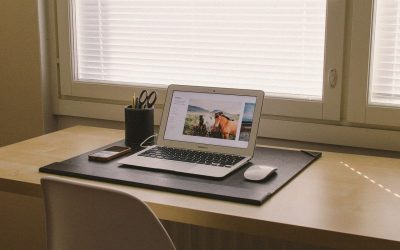 4 Tips for Building a Home Office on a Budget
